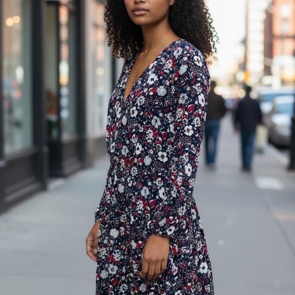 Gap Women's Navy and White Dress